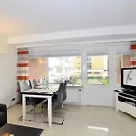 Atrium, App 20 Apartment *